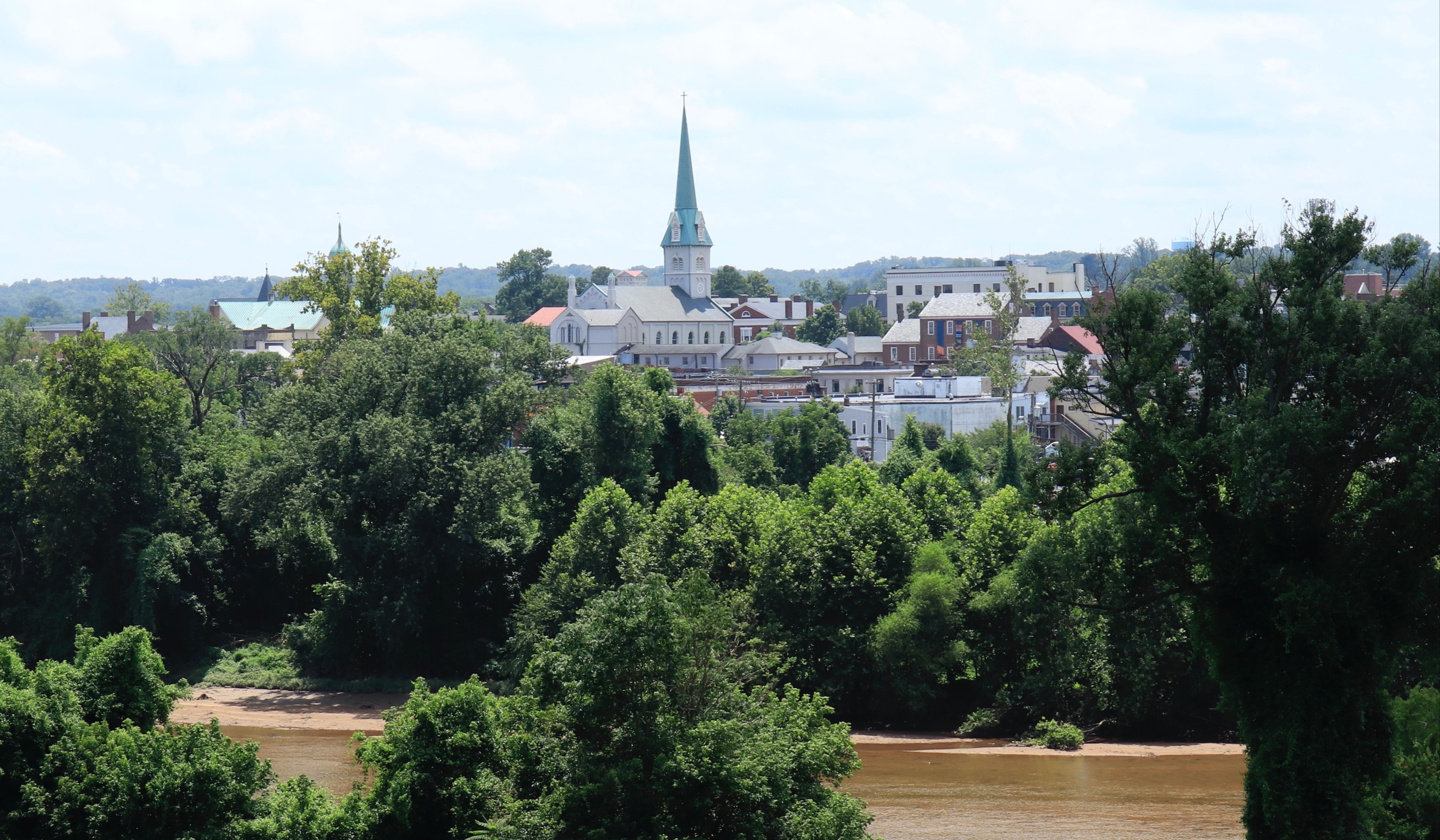 Not showing up on Google in Fredericksburg, VA? Learn the top reasons your business isn’t ranking—and how to fix it to start getting more local leads.